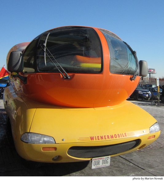 WienermobileFront9591