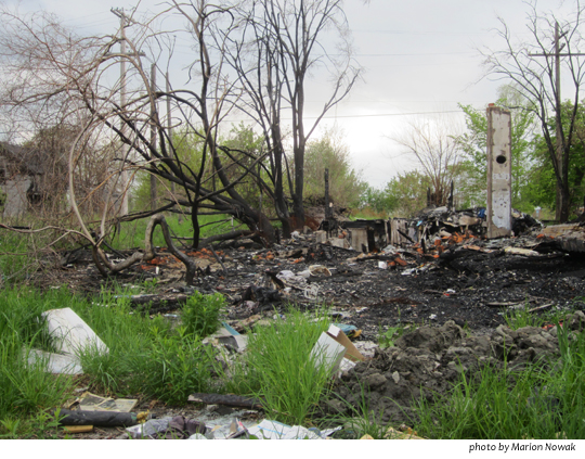 BurnedHomeDetroit9591